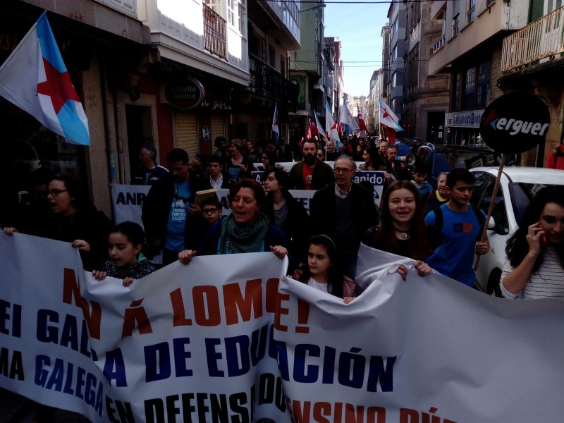 A Plataforma Galega en Defensa do Ensino Público valora moi positivamente o masivo seguimento da folga